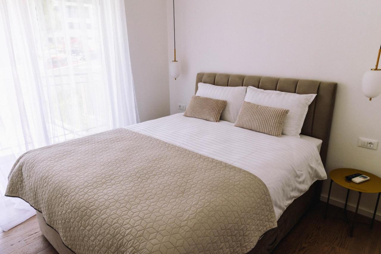 Appartamento Brand New & Comfort L & L ,free Parking + Close To *